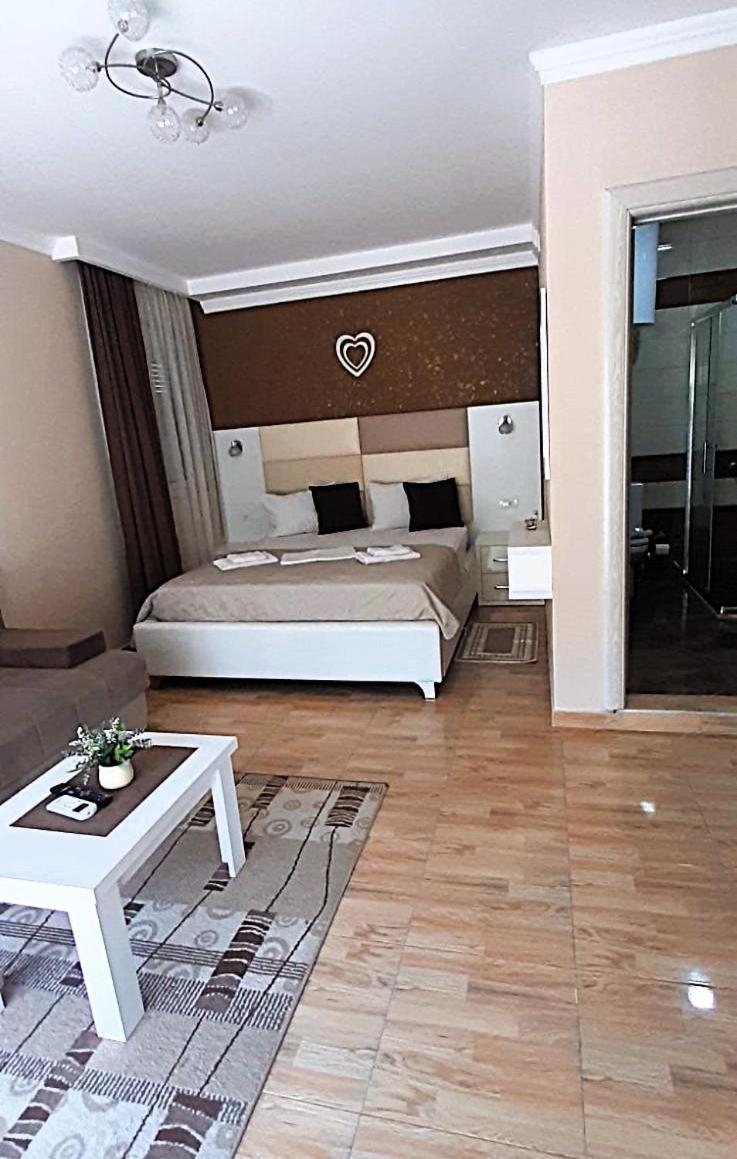 Apartmants Elisa Улцинь Екстер'єр фото